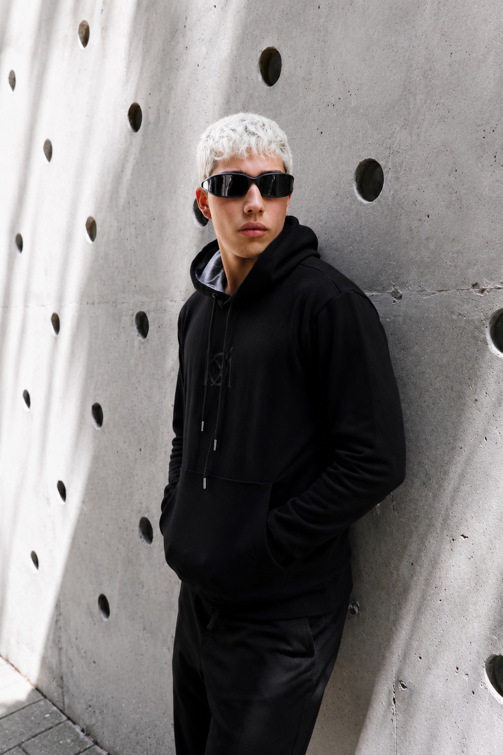 HOODIE BLACK. Colección: Fragmento 1 - Imagen 7